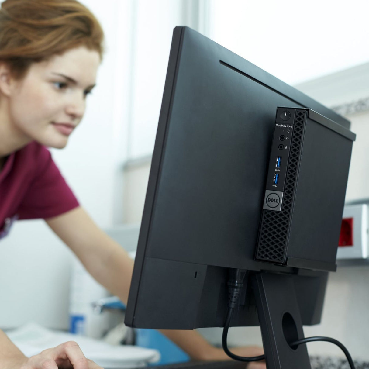 PC Computer Desktop Fisso DELL 3040 MICRO I5-6500T Ram 8GB SSD 240GB Win 10 Pro integrated VGA