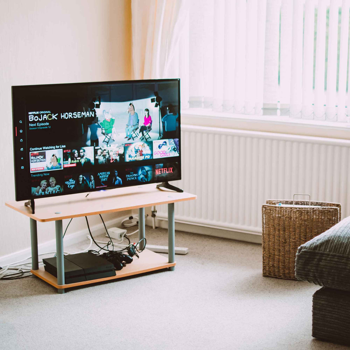 Smart TV 43" FHD 1920x1080, Android 13, Netflix, Prime Video, YouTube, Dolby Audio, HDMI, Bluetooth, Wi-Fi, DVT-2 DVB-S2